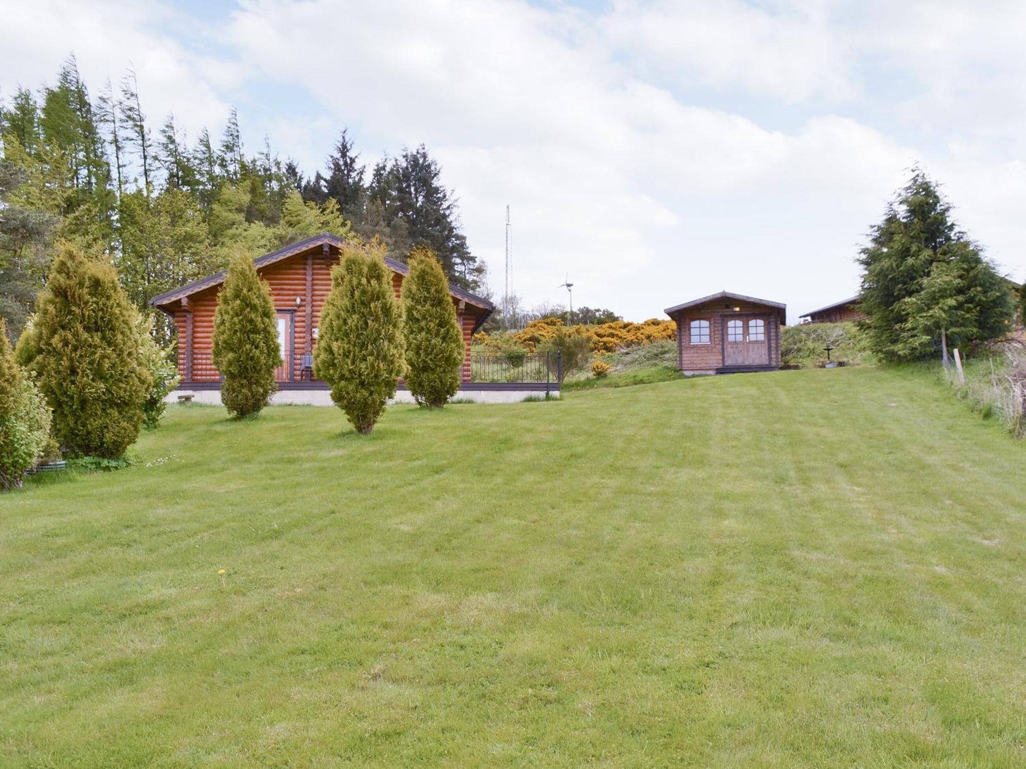 Holiday home Fingask Log Glenfarg